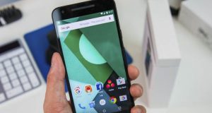 Los mejores móviles por menos de 250 euros de 2017 Nexus 5 se reinicia constantemente